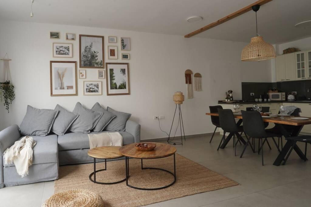 Hakerem New Luxury 3 Rooms Apartments And 2 Rooms Penthaus Tel Aviv Exterior foto