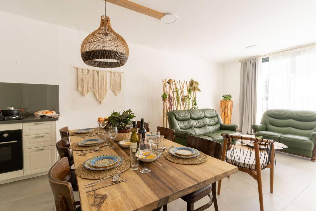 Hakerem New Luxury 3 Rooms Apartments And 2 Rooms Penthaus Tel Aviv Exterior foto
