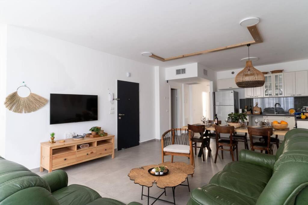 Hakerem New Luxury 3 Rooms Apartments And 2 Rooms Penthaus Tel Aviv Exterior foto